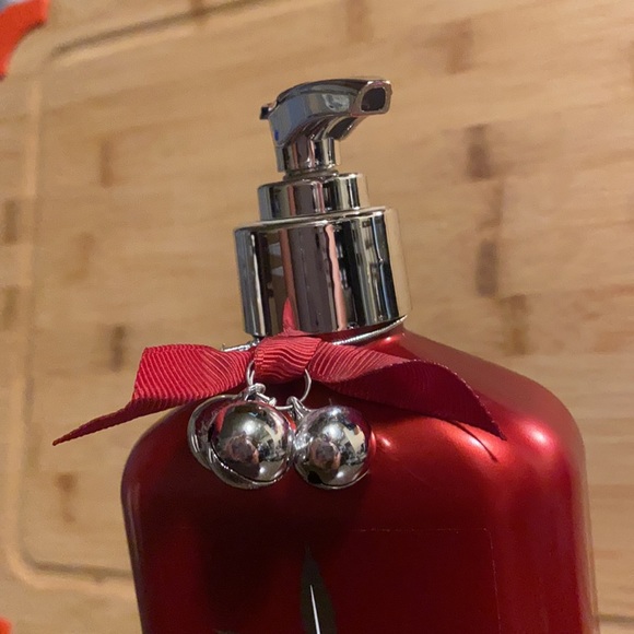 Bundle listing 2 bottles - Picture 2 of 6